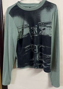 Fitted Green Top
