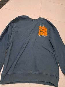 combo of two sweat shirt and hodie