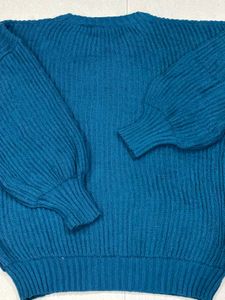 Stylish Blue Knit Sweater