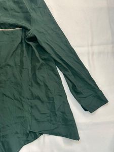 green shirt