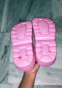 Women Never Used Crocks