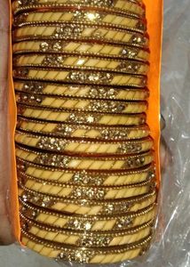 Ethnic Bangles Set