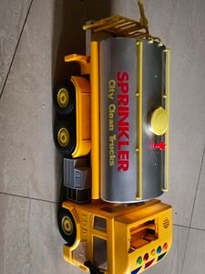 Real Sprinkle Water Tank Toy For Kid