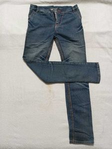 Comfortable Blue Jeans for Sale! 👖🔥