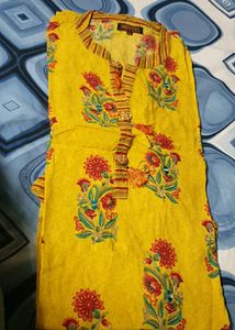 Beautiful Flower Print Kurta