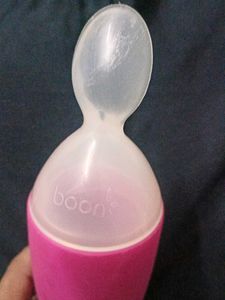 Baby Sukkur And Spoon Food Dispenser