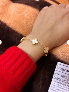 Gold Clover Bracelet
