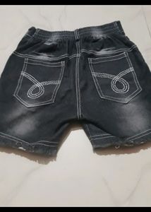 Denim hot Pant and white top with Knot