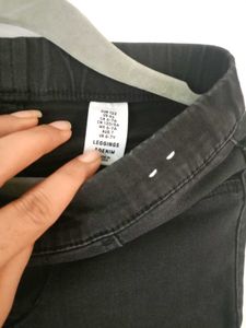 H &amp; M Jeggings
