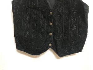 Agapo Black Waistcoat
