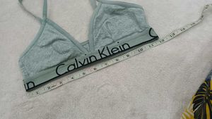 CK Bra..30 To 32 Size...M