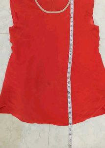 Red Sleeveless Top