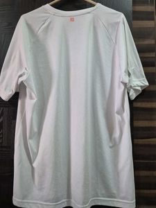 White Tshirt