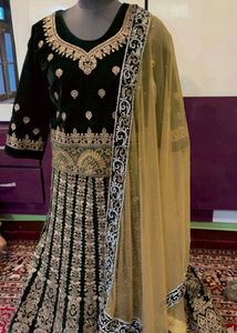 Elegant Green &amp; Gold Embroidered Lehenga