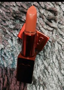 Too Faced (Lipstick) Butter Creame.
