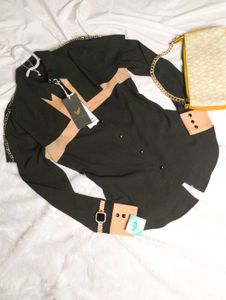 ✨Stylish Black & Tan Top✨