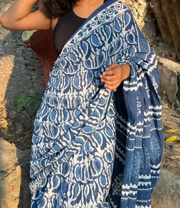 Elegant Indigo Printed Saree