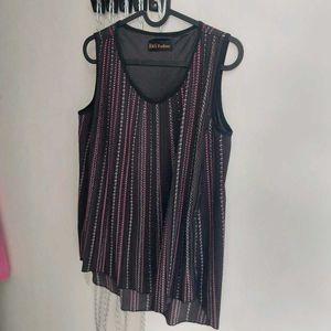sleevesless top