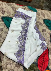 Elegant White &amp; Lilac Embroidered Saree