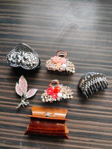 Hear Clutchers And One Saree Pin