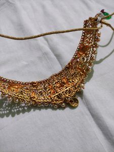 Premium Quality Neck Choker