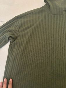 H&amp;M Turtleneck Top