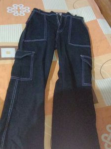 A Block Cargo Jeans 👖.