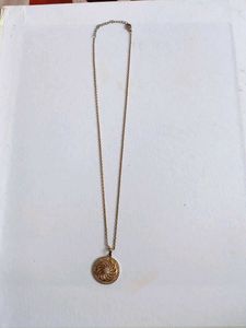 Gold Tone Medallion Necklace