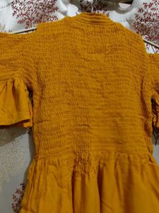 Cute Yellow Top 💛