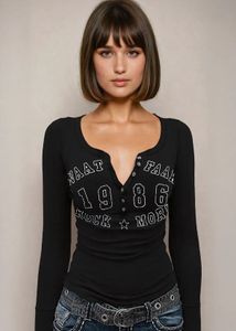 typography Fitted top