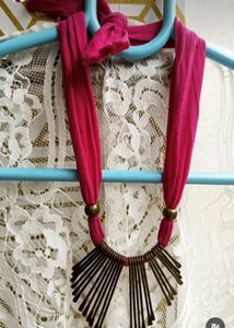 Chic Cloth Tie-up Mettalic Style Neckpiece