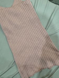 Pink bodycon dress