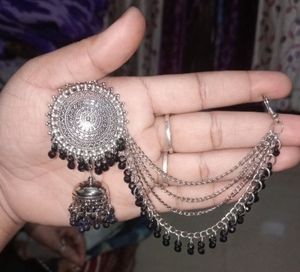 Silver Bahubali Earrings With Tikka
