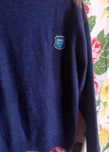 Cozy blue sweater! 💙