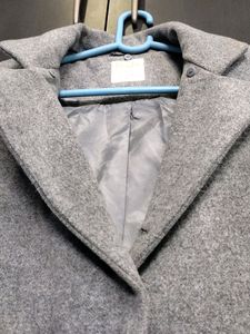 n New Condition I M Selling Long coat