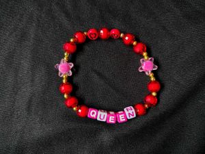 Two Queen Bracelets For Bestfriends Or Sisters