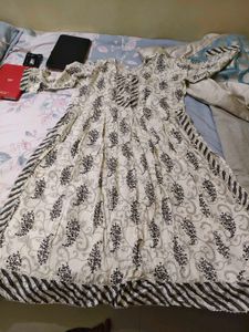 Elegant Printed Kurta