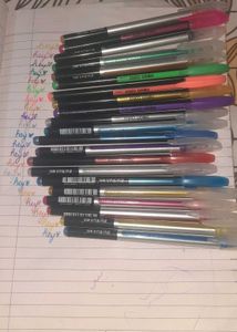 23 Colorful Pens