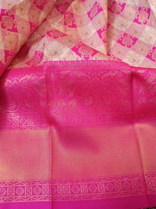 New Checks Artsilk Saree For Grabs