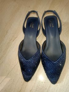 JM Looks pointed toe kitten pumps