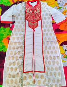 NEW OFF WHITE &amp; RED COMBINATION KURTI WITH LAGGING
