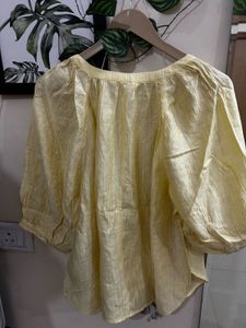 H&amp;M Yellow Button-Up Blouse
