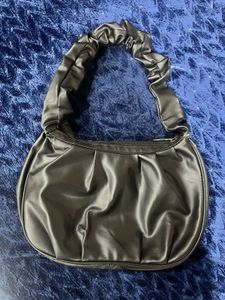 Black Leather Sling Bag ♥️