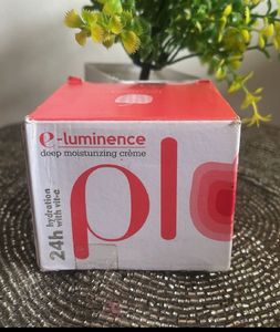 Plum E-Luminence Deep Moisturizer
