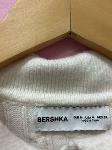 Cute Embroidered Bear Knit Top