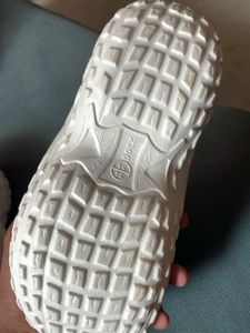 I am Selling New Crocs