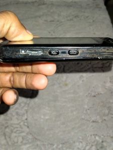 Samsung M8800 Pixon Phone -Rare/Limited Edition