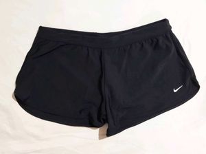 Nike Performance Shorts (Black)