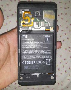 REAL ME 7 AND REDMI 5