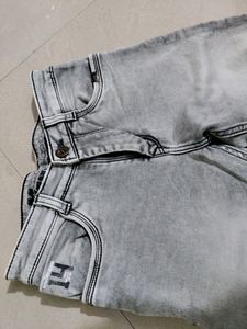 Jean With Tees ( 11-12yrs)